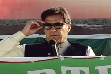 میں ان کا شکار کر کے دکھاؤں گا، اب ایک گیند سے 3 وکٹیں گریں گی، عمران خان